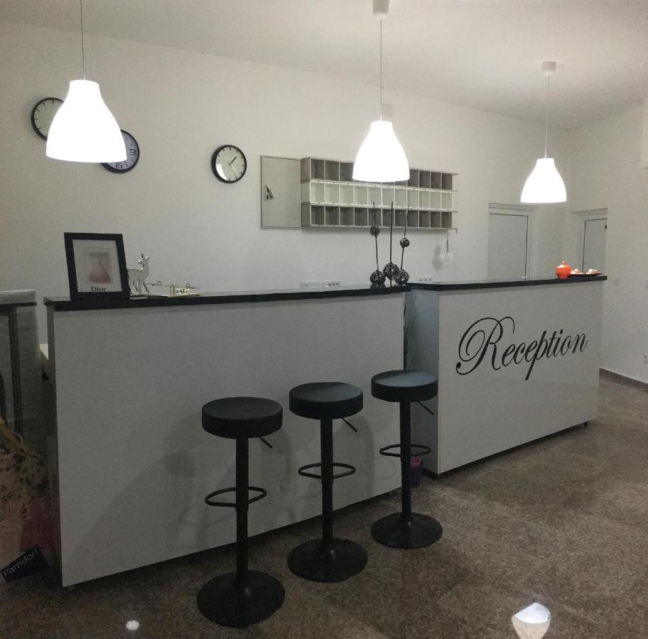 Hotel Vienna Herceg Novi Zewnętrze zdjęcie
