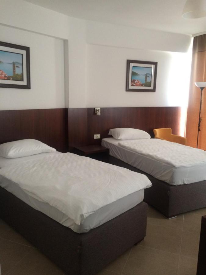 Hotel Vienna Herceg Novi Zewnętrze zdjęcie