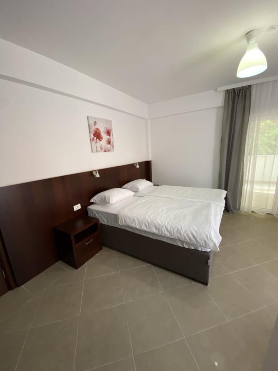 Hotel Vienna Herceg Novi Zewnętrze zdjęcie